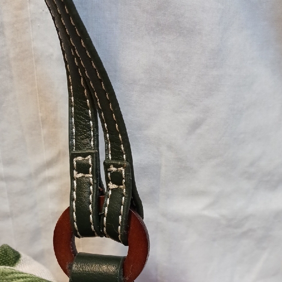 Floral Canvas Stone Mountain Handbag with Green Accents - Picture 7 of 16